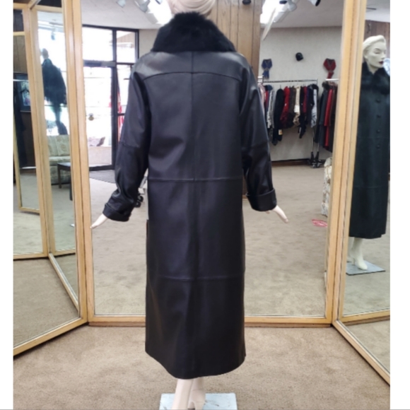 Black Full Length Lamb Leather Coat with Fox Fur - Picture 4 of 7